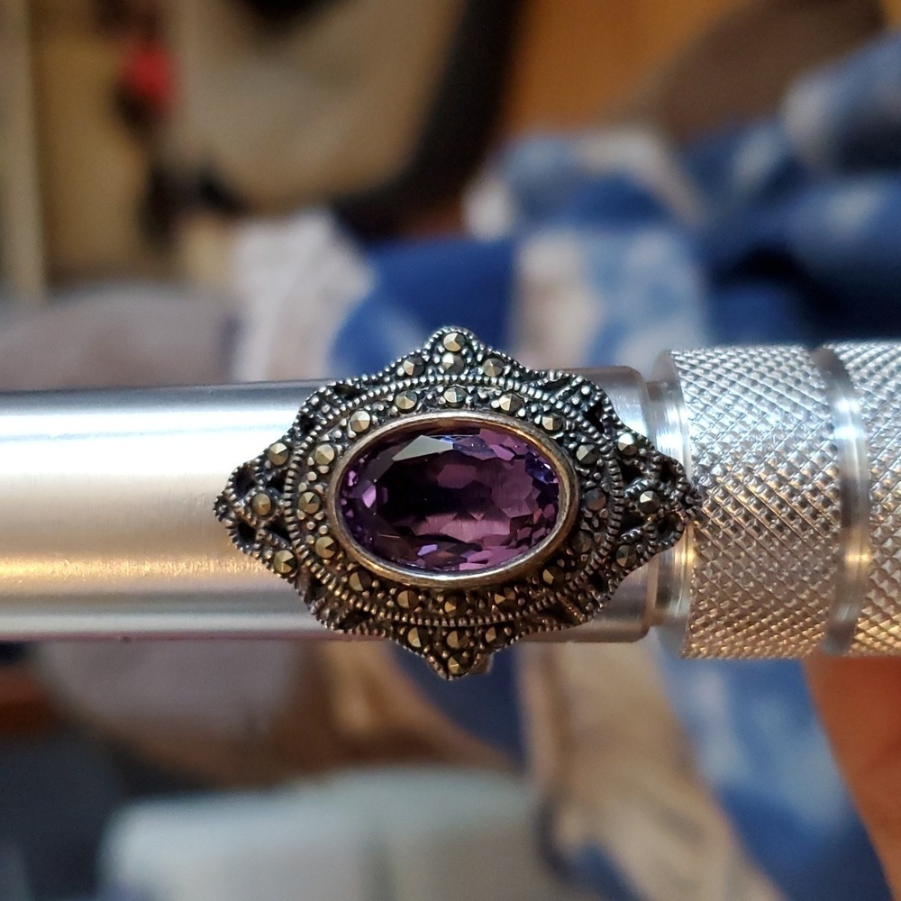 Huge Amethyst And Sterling Silver Ring - Picture 3 of 3